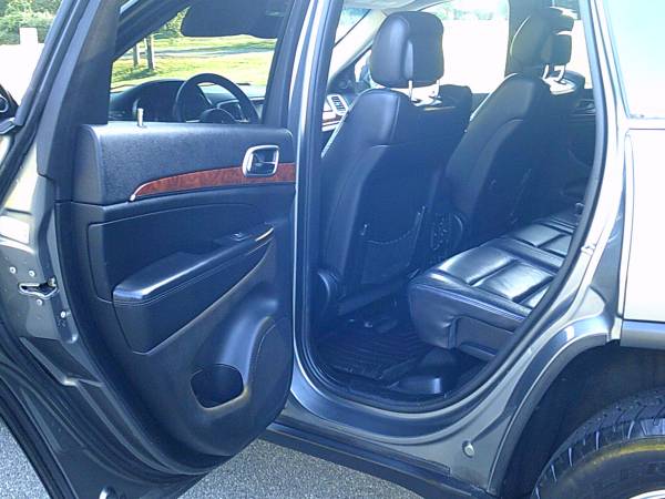 * 2012 JEEP GRAND CHEROKEE LIMITED 5.7L HEMI ALL WHEEL DRIVE LOADED * for sale in Plaistow, MA – photo 10