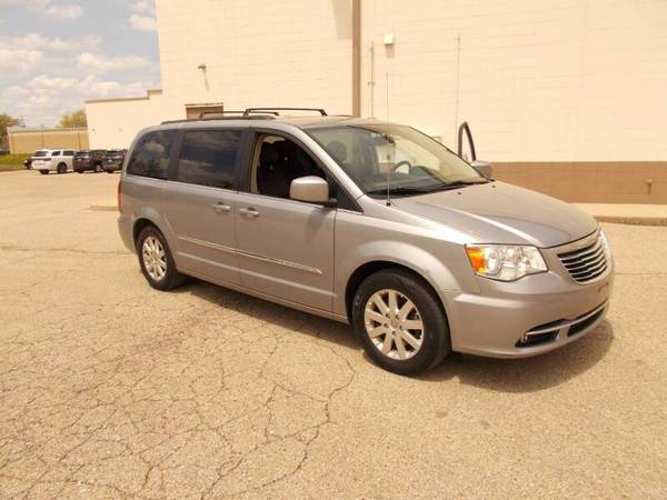 2014 CHRYSLER TOWN COUNTRY LEATHER DVD CAMERA WARRANT LQQK for sale in New Lebanon, OH – photo 2