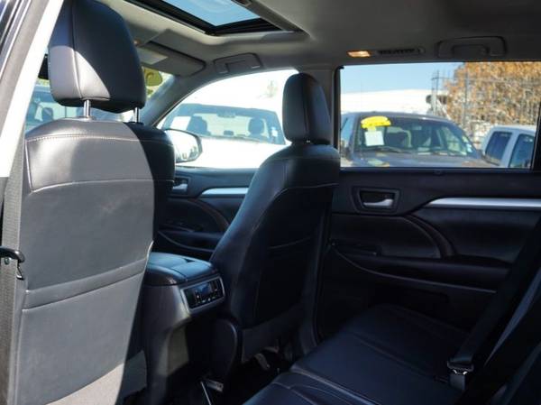 2015 Toyota Highlander XLE V6 FWD 8 Passenger SUV for sale in Sacramento , CA – photo 12