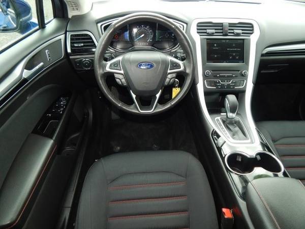 2016 Ford Fusion SE for sale in Aumsville, OR – photo 12