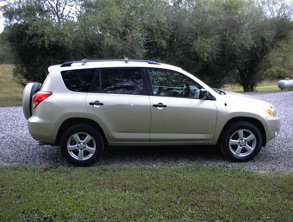 Toyota RAV4 4WD for sale in Holly Pond, AL – photo 4