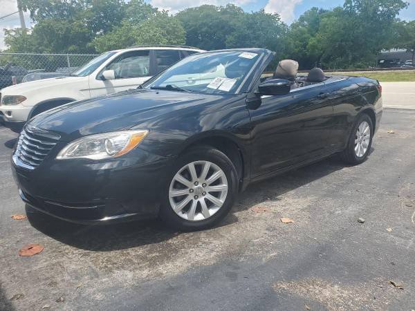 2013 Chrysler 200 Convertible Touring 2dr Convertible - cars & for sale in Hollywood, FL
