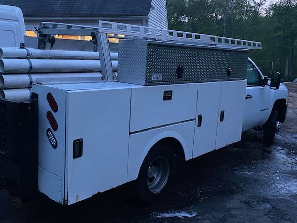Utility truck for sale in Old Lyme, CT