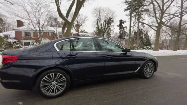 2019 BMW 530i xDrive - - by dealer - vehicle for sale in Great Neck, NY – photo 22