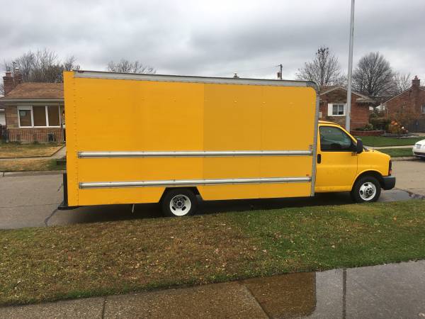 GMC box truck - cars & trucks - by owner - vehicle automotive sale for sale in Westland, MI – photo 2