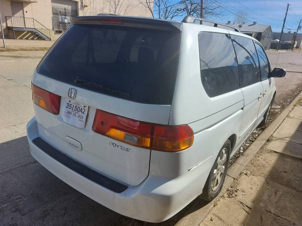 Well Maintained 2000 Honda Odyssey for sale in Dallas, TX – photo 3