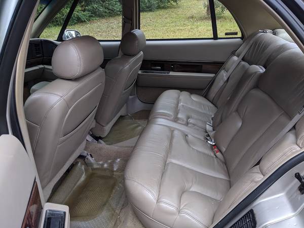 Buick LeSabre SENIOR OWNED -DRIVEN LESS THAN 6500 MILES A YEAR-LEATHER for sale in Powder Springs, GA – photo 7