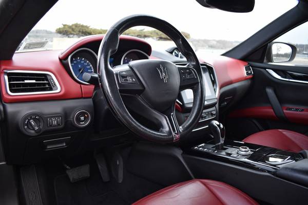 2017 Maserati Ghibli S Q4 - - by dealer - vehicle for sale in Great Neck, NY – photo 8