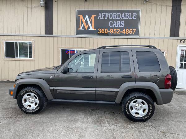 2006 Jeep Liberty Sport (4x4) 3 7L V6 Clean Title Well Maintained for sale in Vancouver, OR – photo 4