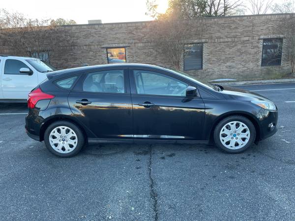 2012 Ford Focus SE - - by dealer - vehicle automotive for sale in Richmond , VA – photo 8