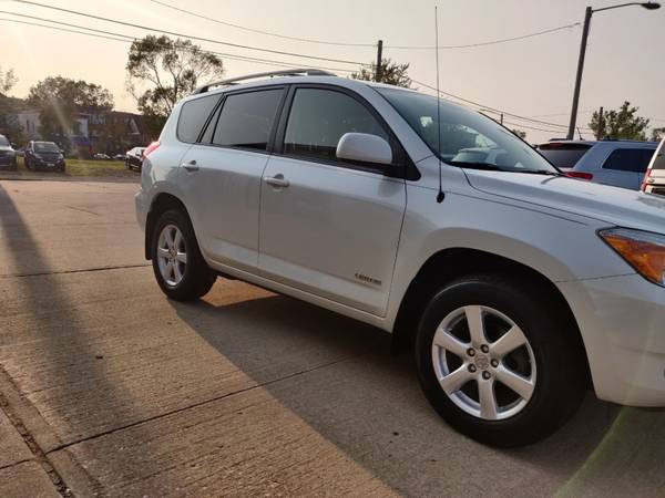 2 OWNER! NEW TIRES! LOW MILES! 2008 TOYOTA RAV4 LIMITED 4WD-CLEAN! -... for sale in Cedar Rapids, IA – photo 17