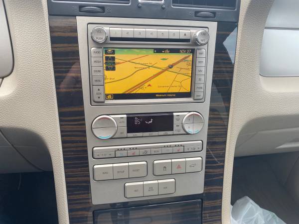 Lincoln Navigator Long base AWD - cars & trucks - by owner - vehicle... for sale in Hoffman Estates, IL – photo 17
