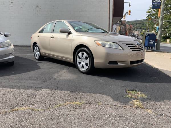 2008 Toyota Camry LE, 1 OWNER, LOW MILES for sale in Olyphant, PA – photo 2