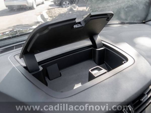 2017 Chevy *Chevrolet* *Traverse* LT hatchback Mosaic Black Metallic for sale in Novi, MI – photo 23