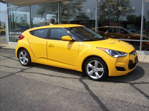 2015 Hyundai Veloster Base Coupe for sale in Holland , MI – photo 2