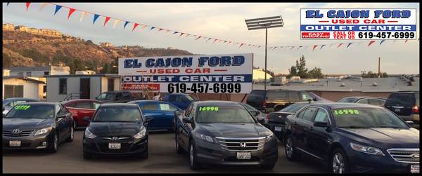 2018 Ford Focus SE SEDAN -EZ FINANCING-LOW DOWN! EL CAJON FORD for sale in Santee, CA – photo 19