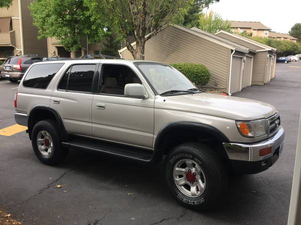 1996 TOYOTA 4RUNNER SR5 for sale in Happy valley, OR