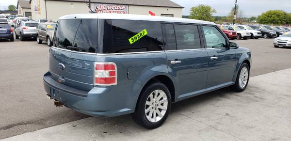 3RD ROW!! 2010 Ford Flex 4dr SEL FWD for sale in Chesaning, MI – photo 5