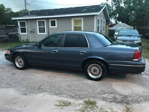 1998 Ford Crown Victoria 104k. Miles Cold Air Mint Leather LOW PRICE for sale in SAINT PETERSBURG, FL – photo 11