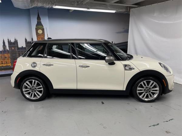 2018 MINI Cooper S Base - - by dealer - vehicle for sale in Seattle, WA – photo 2