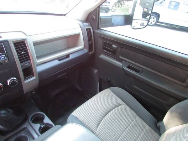 2011 Dodge Ram 3500 2dr Reg Cab SLT 6 SPEED MANUAL CUMMINS 6.7 DIESEL! for sale in Huntsville, AL – photo 22