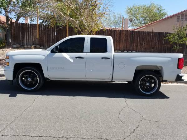2015 Chevy Silverado 4dr, short bed.. clean title for sale in Lancaster, CA – photo 5