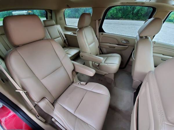 2014 CADILLAC ESCALADE LUXURY AWD CRYSTAL RED TAN LTHR 85K NEW TIRES for sale in Kansas City, NE – photo 16
