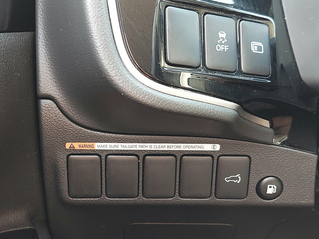 2018 Mitsubishi Outlander Hybrid Plug-in SEL S-AWC AWD for sale in Wilmington, DE – photo 43