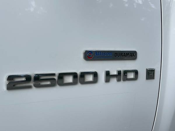 2009 GMC Sierra 2500HD Diesel 4x4 4WD Truck - - by for sale in Lynnwood, AK – photo 10