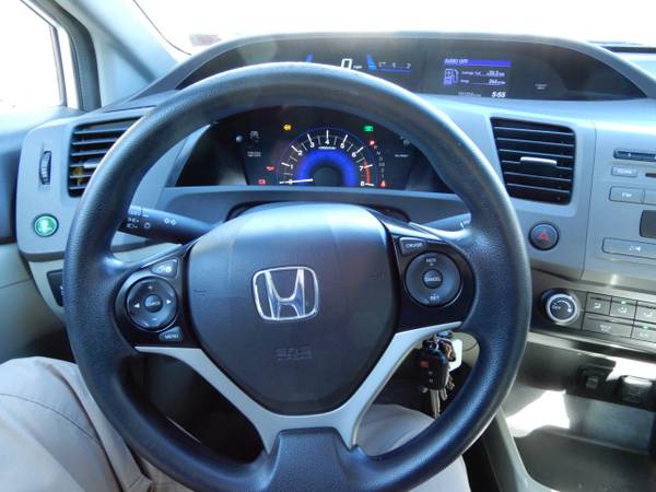 Honda Civic LX Priced to Sell! for sale in Pittsford, NY – photo 17