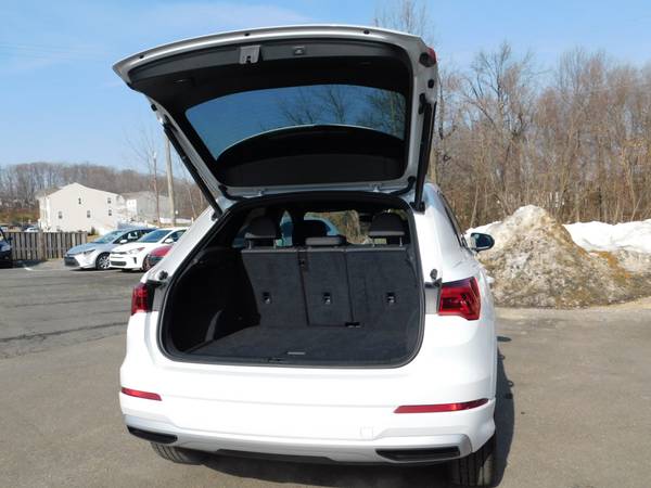 2020 Audi Q3 2 0T quattro Premium Warranty Included - Price - cars & for sale in Fredericksburg, VA – photo 20