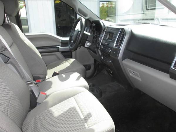 2015 Ford F150 SuperCrew Cab XLT Pickup 4D 5 1/2 ft Cars and Trucks F- for sale in Portland, OR – photo 9
