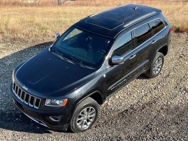 2014 Jeep Grand Cherokee - Financing Available! - cars & trucks - by... for sale in Junction City, IA – photo 5