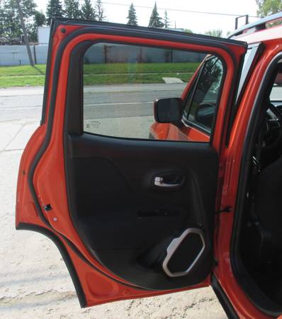 MUST SEE!*2015 JEEP RENEGADE"LATITUDE"*4X4*LIKE NEW*RUST... for sale in Waterford, MI – photo 18