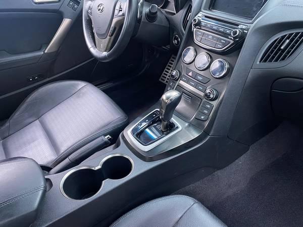 2016 Hyundai Genesis Coupe 3.8 Ultimate Coupe 2D coupe Black -... for sale in Montebello, CA – photo 19