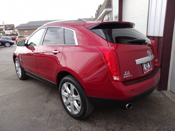 2010 Cadillac SRX AWD Performance Collection *Trade-In* for sale in Waterloo, IA – photo 4