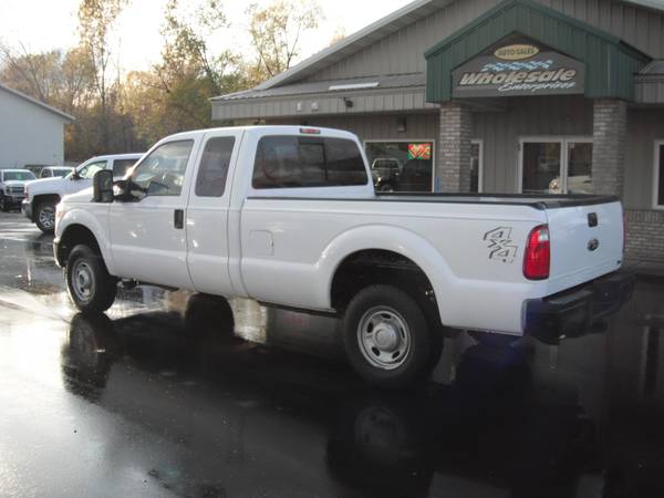 2011 ford f250 f-250 extended cab long box 4x4 gas 6.2 V8 4wd for sale in Forest Lake, MN – photo 2