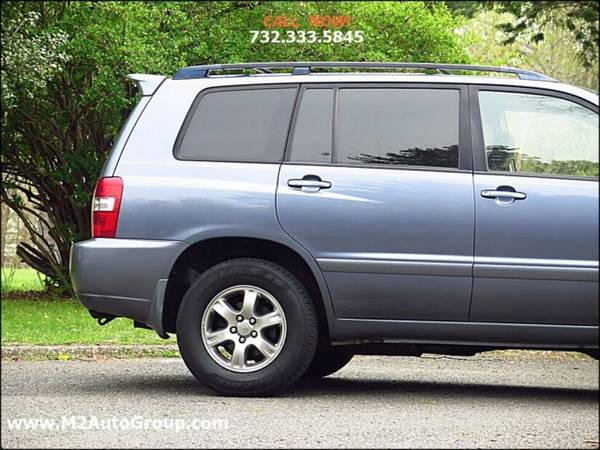 2004 Toyota Highlander Base AWD 4dr SUV V6 w/3rd Row for sale in East Brunswick, NY – photo 13