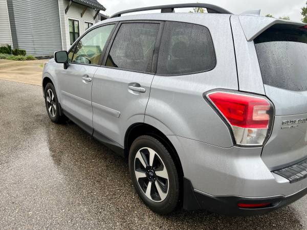 2017 Subaru Forester Premium for sale in Grand Rapids, MI – photo 5