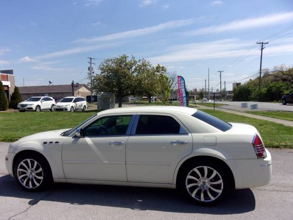 2007 CHRYSLER 300 TOURING, 4990 - - by dealer for sale in Louisville KY 40241, KY – photo 5