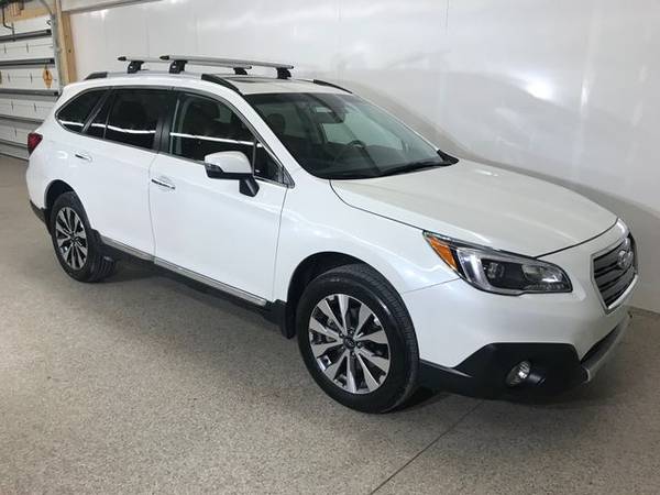 2017 Subaru Outback 3.6R Touring Wagon 4D AWD for sale in Pensacola, FL – photo 2