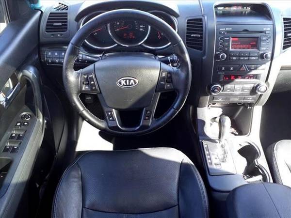 2011 Kia Sorento EX V6 4WD - - by dealer - vehicle for sale in Other, NY – photo 21