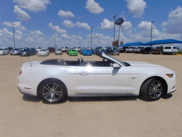 2017 Ford Mustang GT Convertible (Mileage: 42,797) for sale in Devine, TX – photo 7