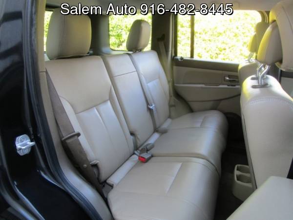 2011 Jeep Liberty - SUNROOF - AC WORKS - LEATHER SEATS - RWD - 6... for sale in Sacramento , CA – photo 12