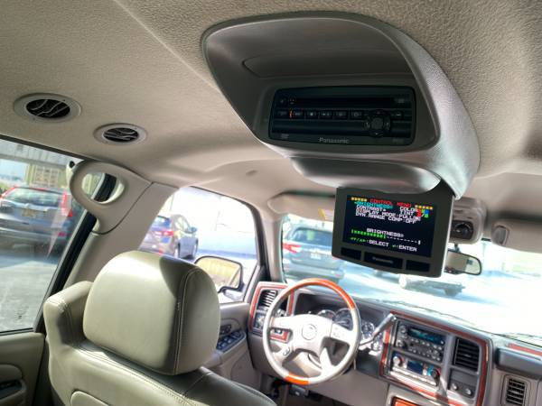 2005 Cadillac Escalade - - by dealer - vehicle for sale in Honolulu, HI – photo 13