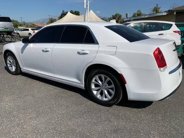 2015 Chrysler 300 - Financing Available for sale in Fontana, CA – photo 8