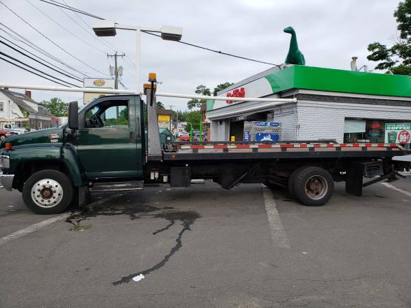 05 GMC 5500 Rollback Tow Flatbed for sale in Norwalk, NY – photo 4