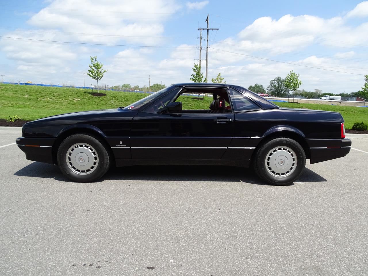 1988 Cadillac Allante for sale in O'Fallon, IL – photo 25