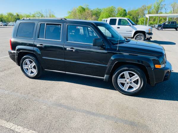 2008 jeep patriot sport,4x4,all power,runs well,clean and reliable !!! for sale in Lakewood, NJ – photo 6
