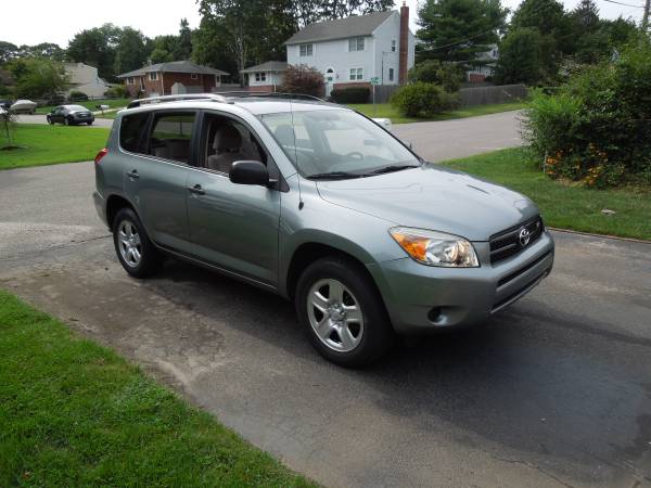 2006 toyota rav4 6cy low miles for sale in Copiague, NY – photo 2